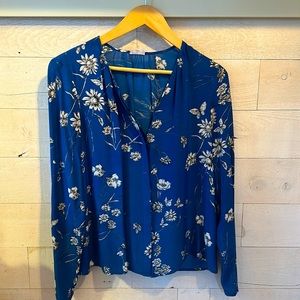 Women's Blouse, small, floral print, navy blue, black and white.